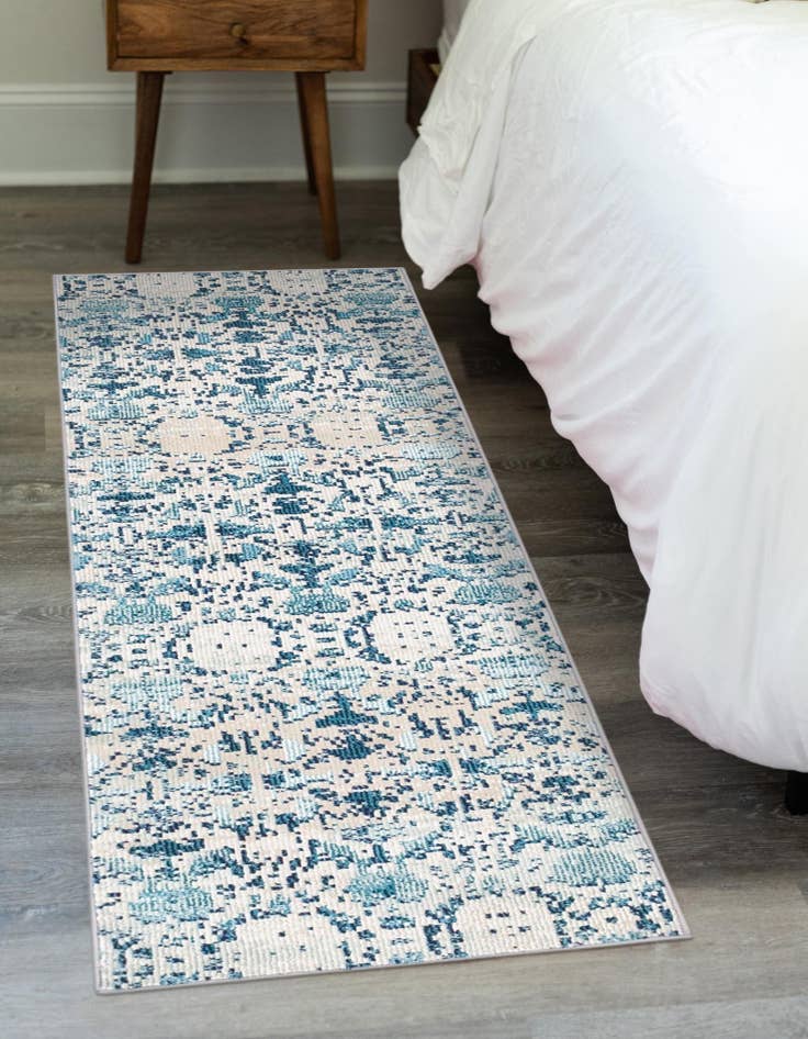 Detail image of  2' 2 x 6' Amulet Runner Rug