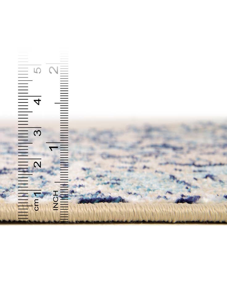 Detail image of  2' 2 x 6' Amulet Runner Rug