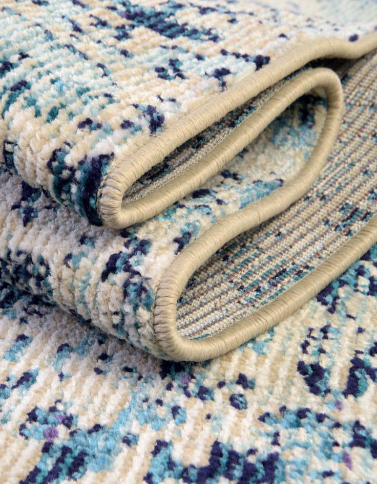 Detail image of  2' 2 x 6' Amulet Runner Rug