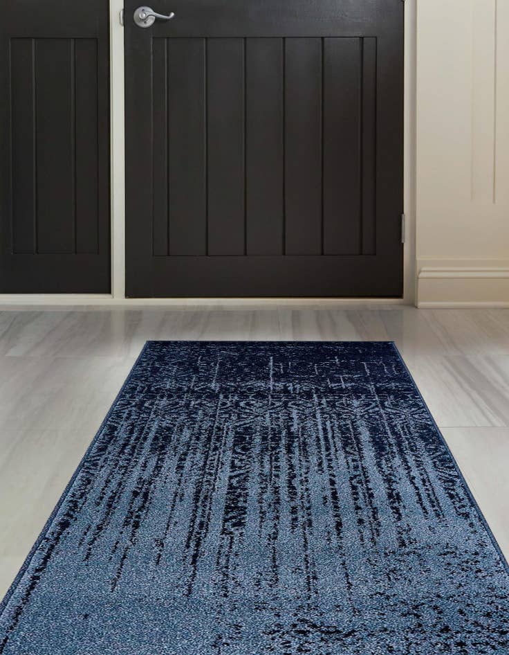 Detail image of  2' 7 x 10' Angelica Runner Rug