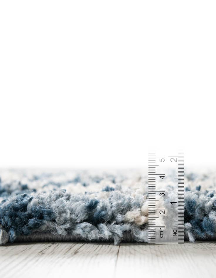 Detail image of  2' 2 x 6' Athena Shag Runner Rug