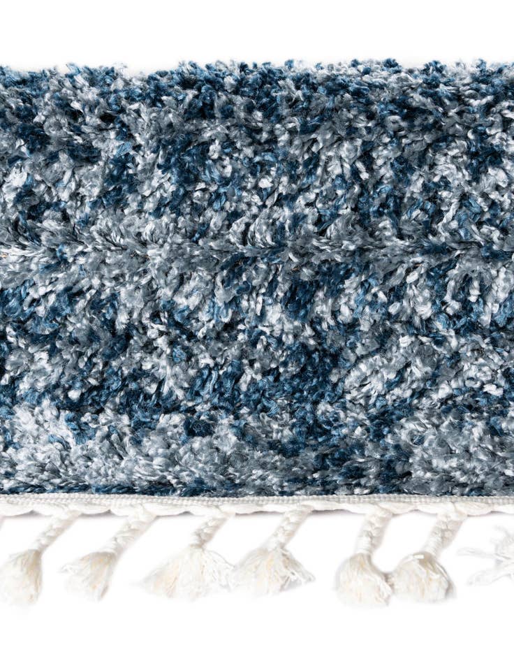 Detail image of  2' 7 x 8' 2 Athena Shag Runner Rug