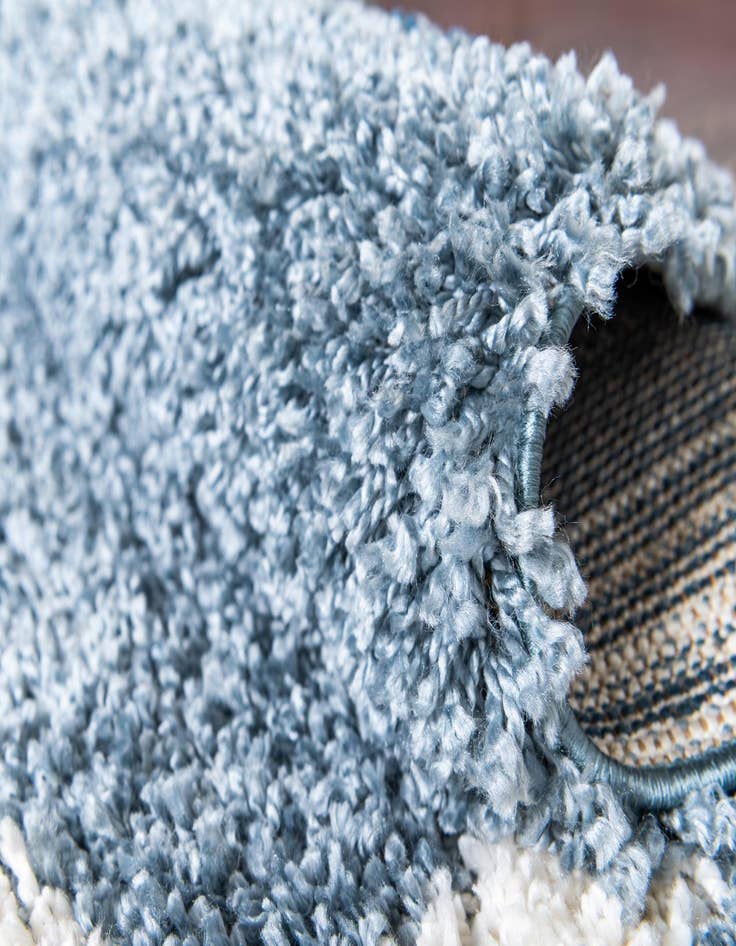 Detail image of  2' 2 x 6' Athena Shag Runner Rug