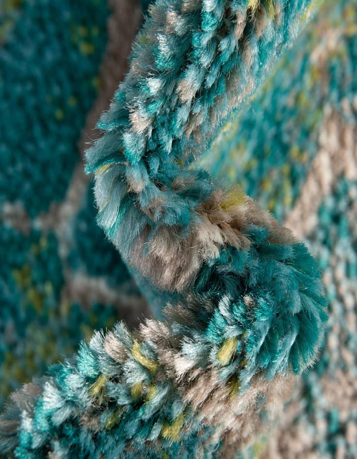 Detail image of  2' x 8' Azalea Runner Rug