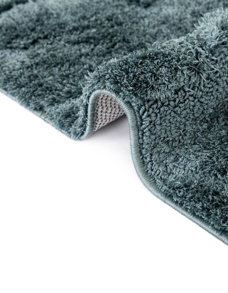 Detail image of  2' 7 x 10' Botanical Shag Runner Rug