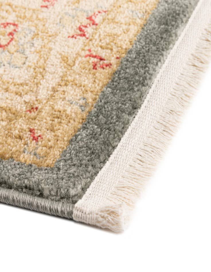 Detail image of  2' 7 x 10' Chelsea Runner Rug