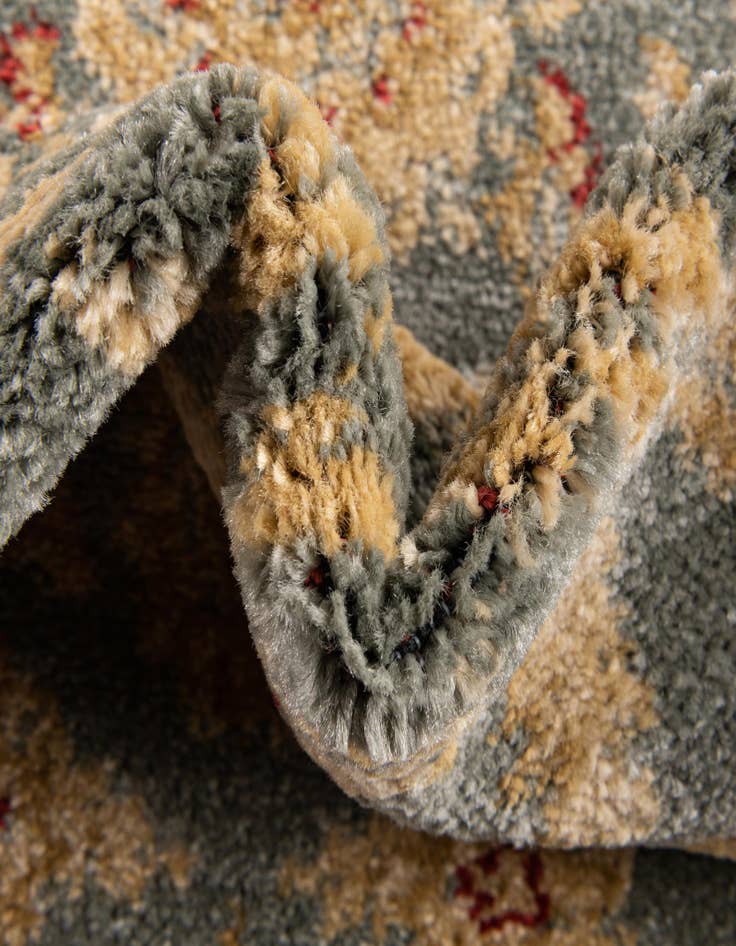 Detail image of  2' 7 x 10' Chelsea Runner Rug