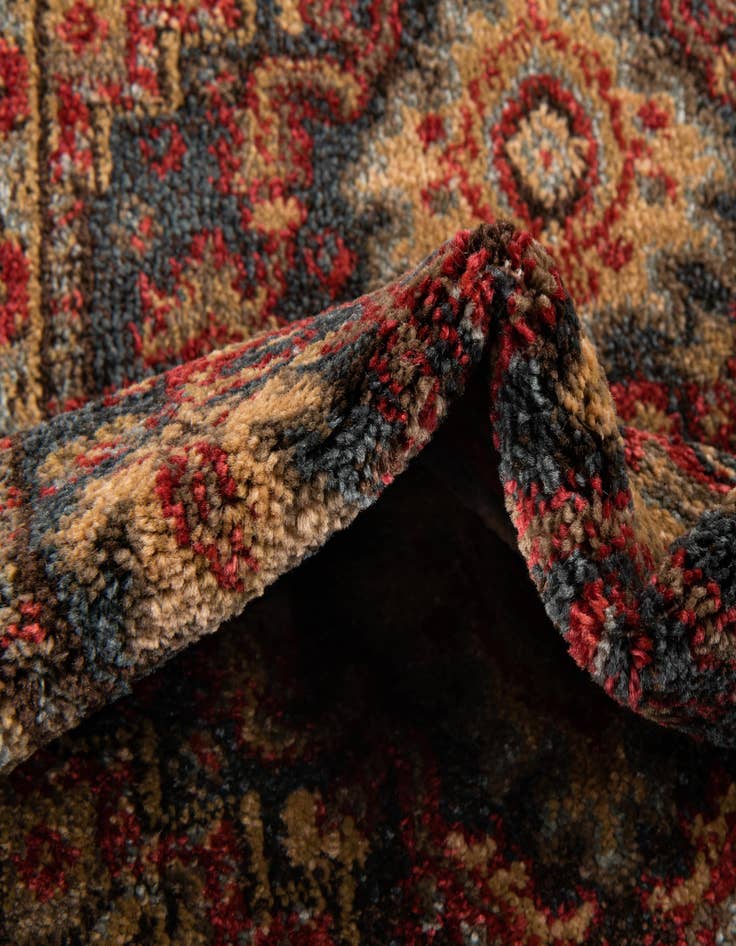 Detail image of  2' 2 x 4' Chelsea Runner Rug