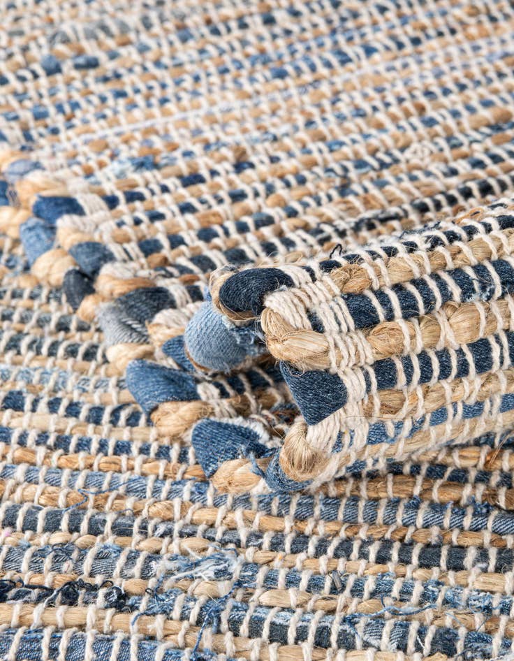 Detail image of  2' 7 x 10'  Hand Woven Chindi Jute Runner Rug