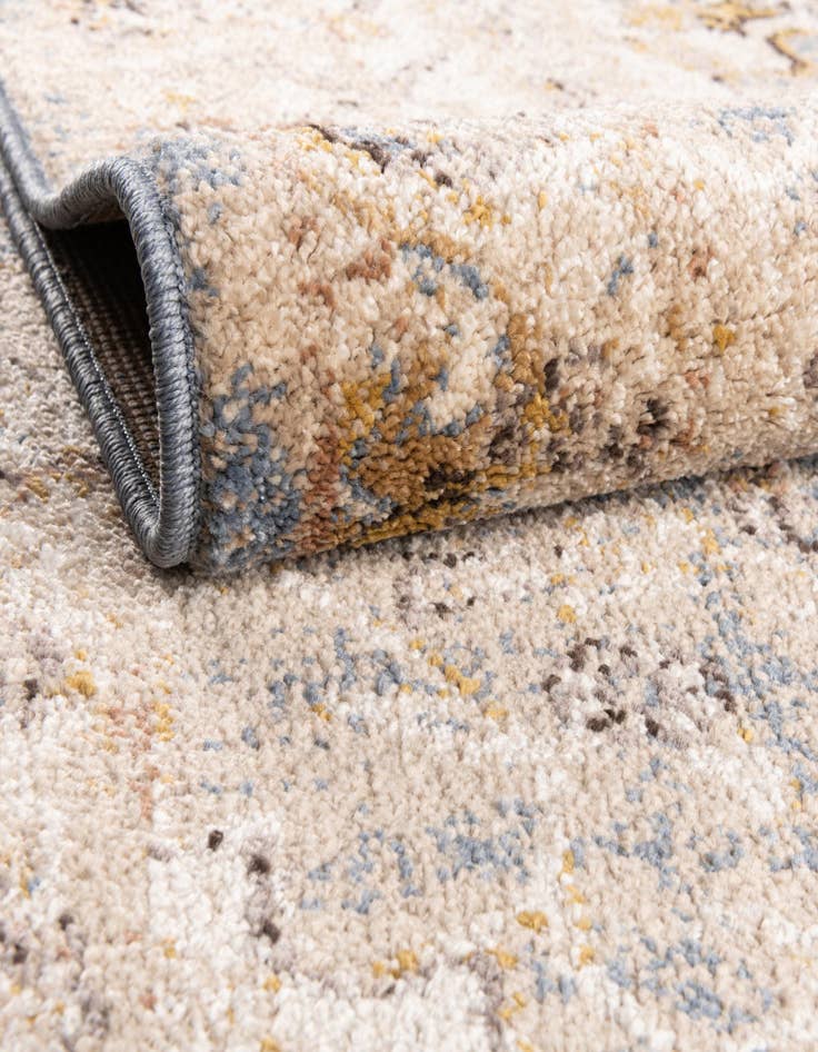 Detail image of  2' 8 x 7' 6 Eden Runner Rug