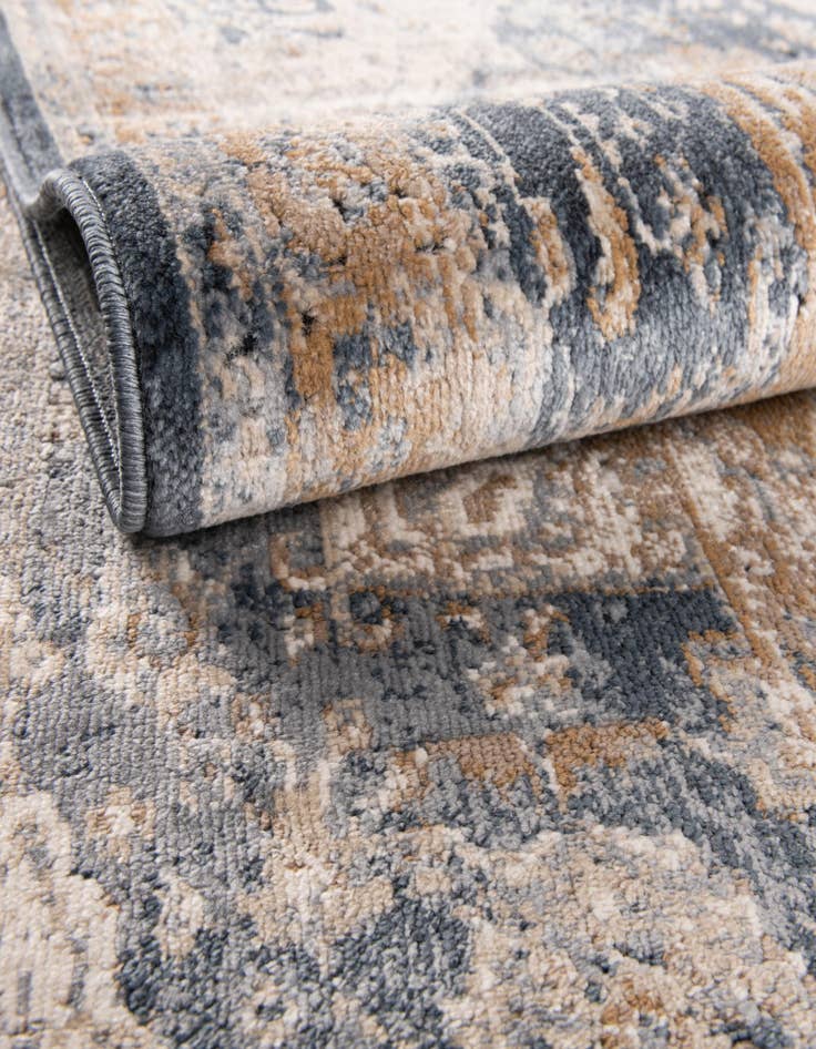 Detail image of  2' 4 x 7' 10 Eliza Runner Rug