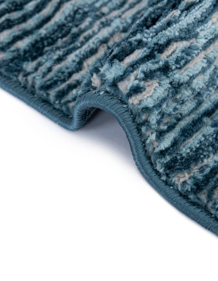 Detail image of  2' x 8' Finsbury Runner Rug