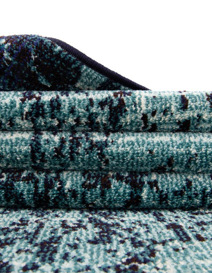 Detail image of  2' 2 x 6' 9  Washable Fleur Runner Rug