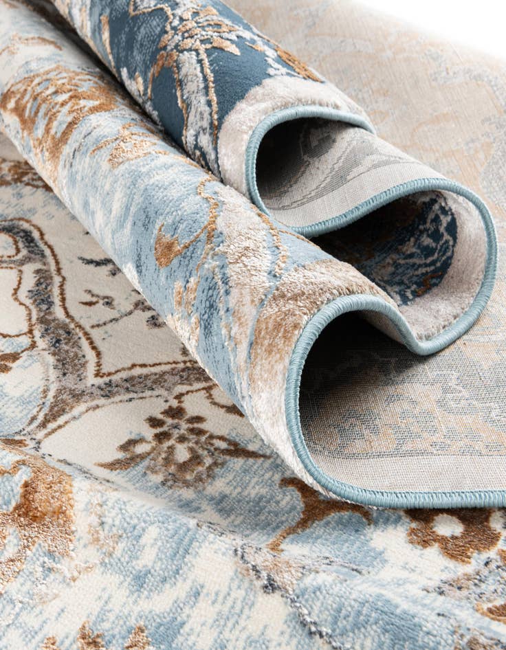 Detail image of  2' x 9' 10 Highbury Runner Rug