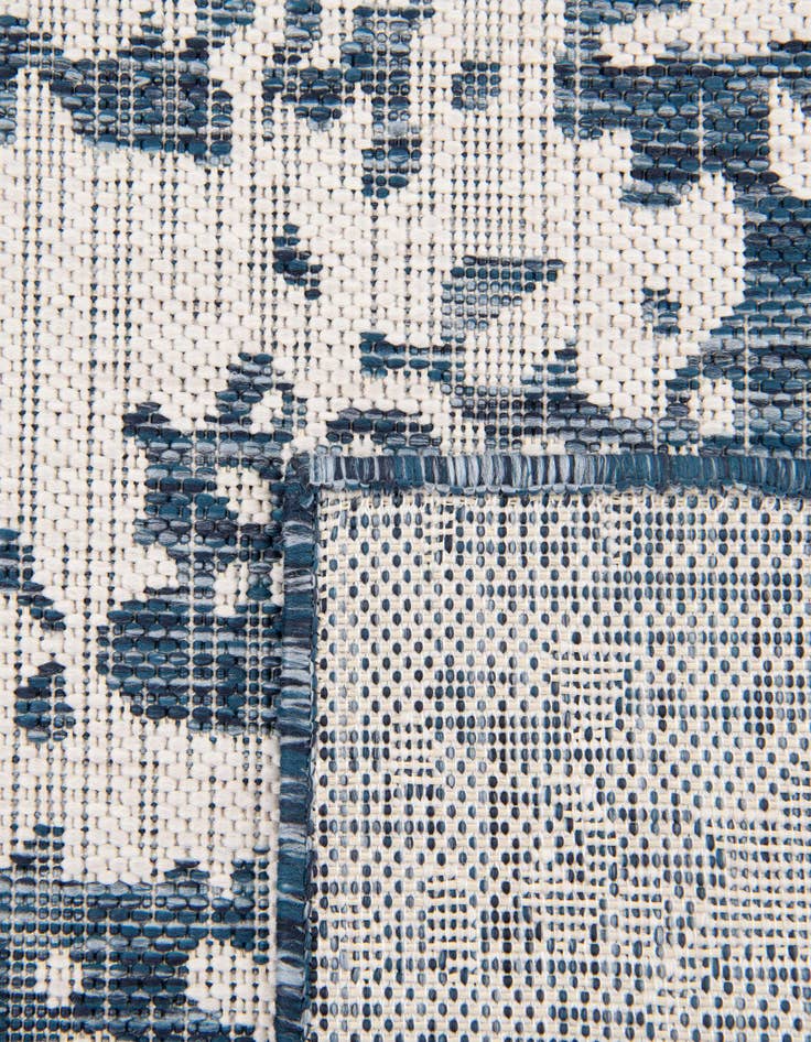 Detail image of  2' x 8'  Washable Jill Zarin Dubai Indoor / Outdoor Runner Rug