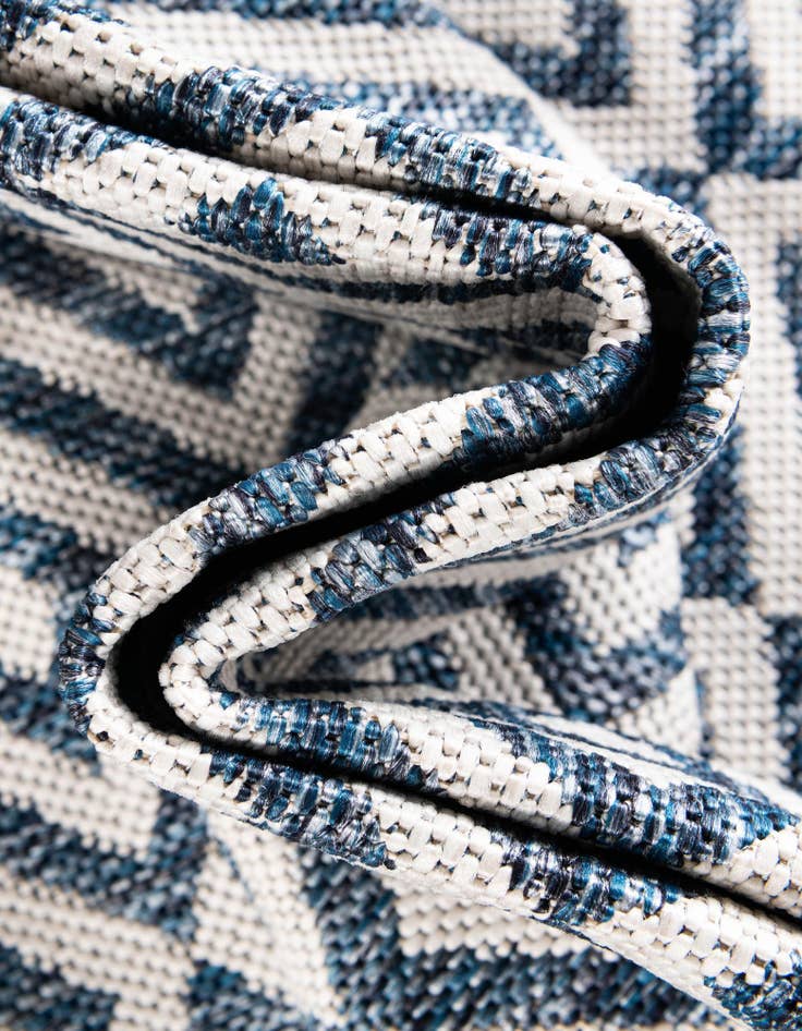 Detail image of  2' x 6'  Washable Jill Zarin Costa Rica Indoor / Outdoor Runner Rug