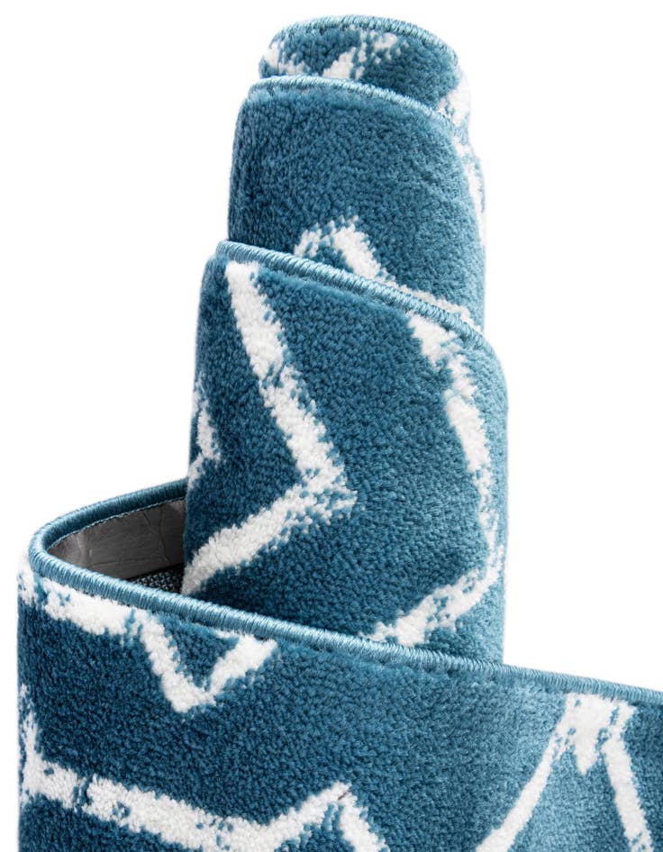 Detail image of  2' x 6' 7 Kasbah Trellis Runner Rug