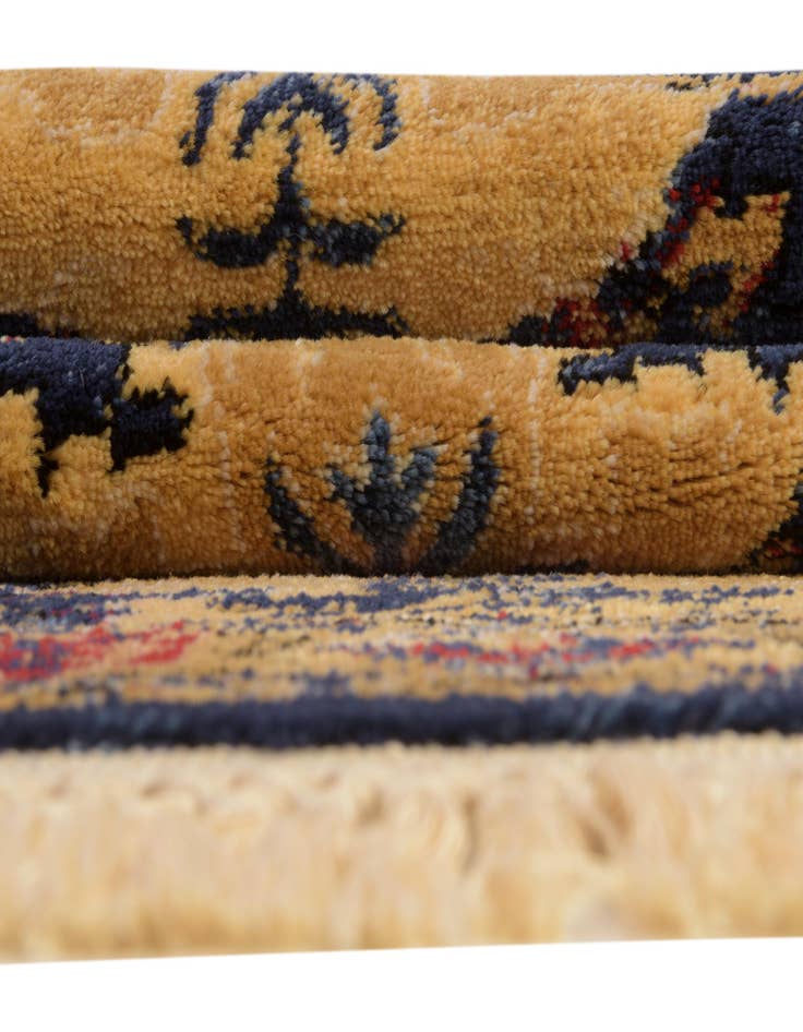 Detail image of  2' 2 x 6' Kennedy Runner Rug