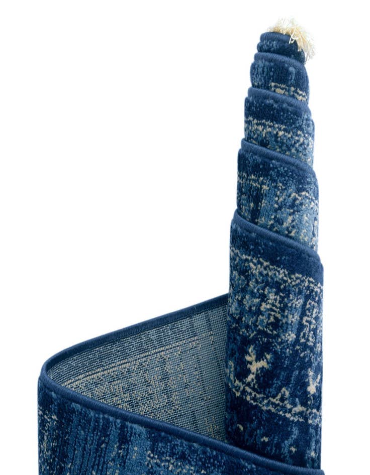 Detail image of  2' 2 x 6' Kennedy Runner Rug