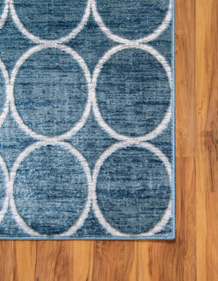 Detail image of  3' x 19' 8 Lattice Trellis Runner Rug