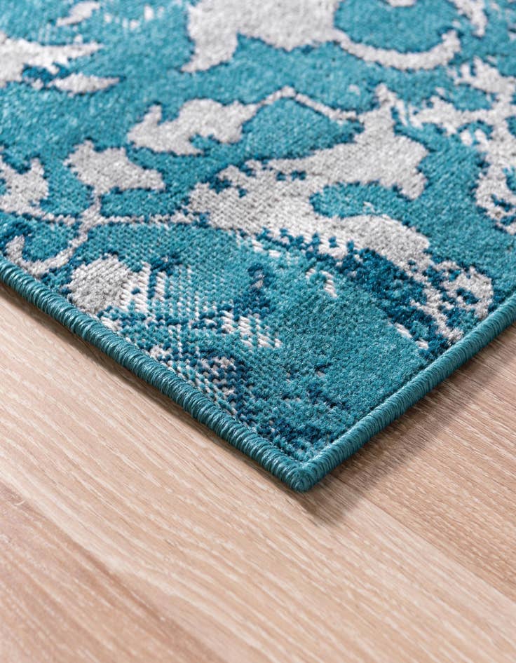 Detail image of  2' 7 x 10' Lucerne Runner Rug