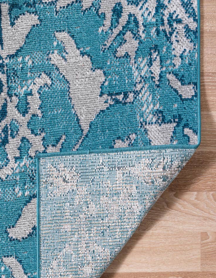 Detail image of  2' 7 x 10' Lucerne Runner Rug