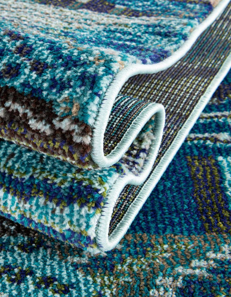 Detail image of  2' 7 x 10'  Washable Mesa Runner Rug