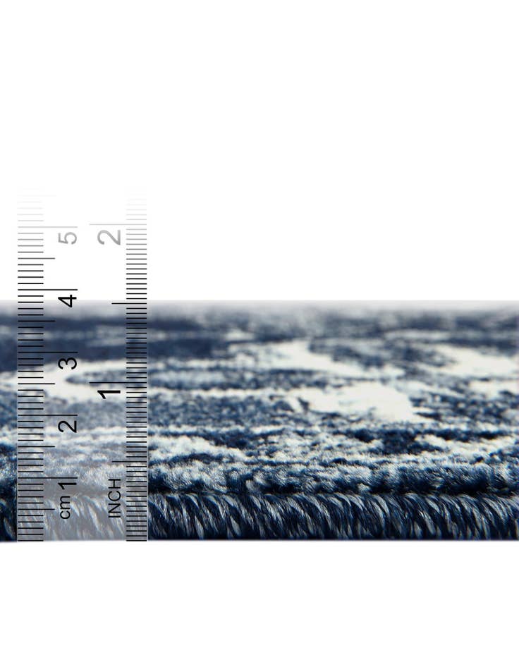 Detail image of  2' 7 x 10' Miranda Runner Rug