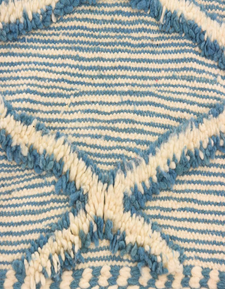 Detail image of  4' 8 x 9' 7  Hand Knotted Moroccan Wool Runner Rug