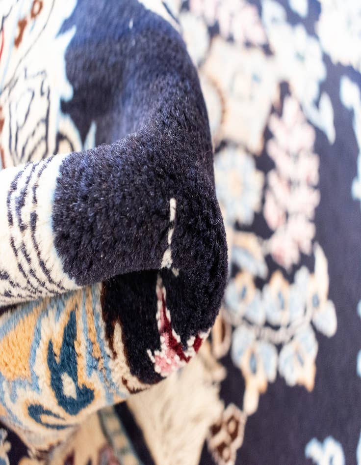 Detail image of  2' 2 x 6' 8 Nain Runner Rug