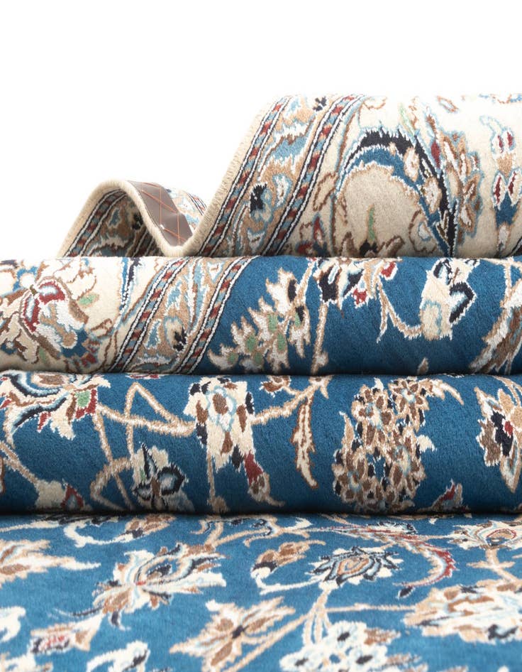 Detail image of  6' 6 x 10' Nain Runner Rug