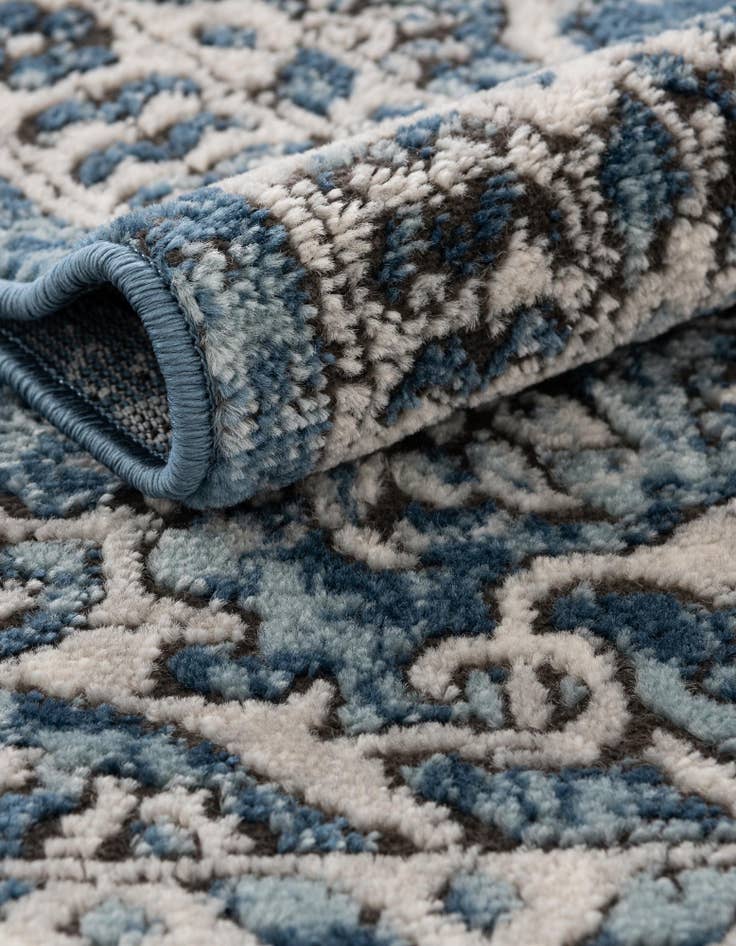 Detail image of  2' 7 x 12' Nyla Runner Rug