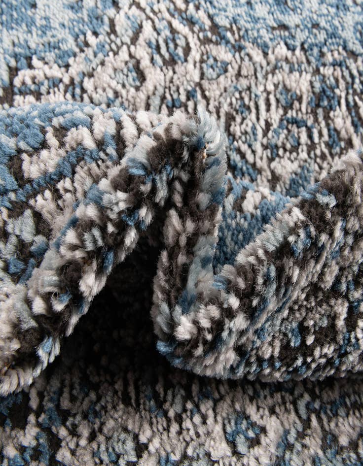 Detail image of  2' x 6' Nyla Runner Rug