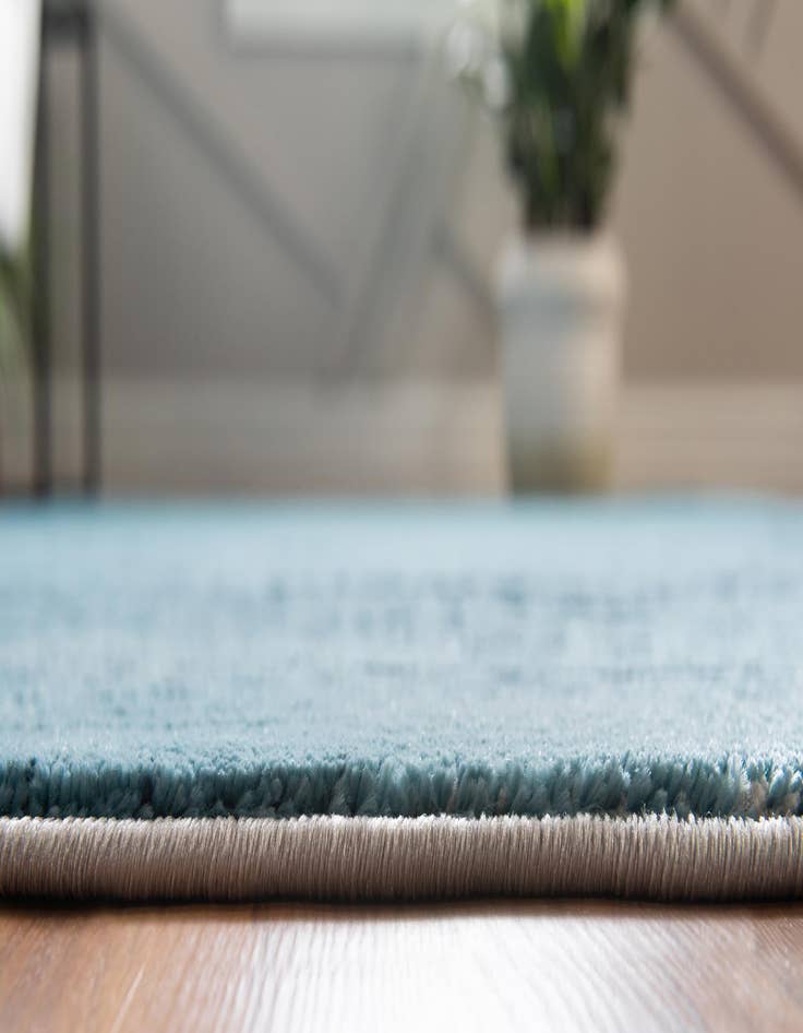 Detail image of  2' x 6' Oasis Runner Rug