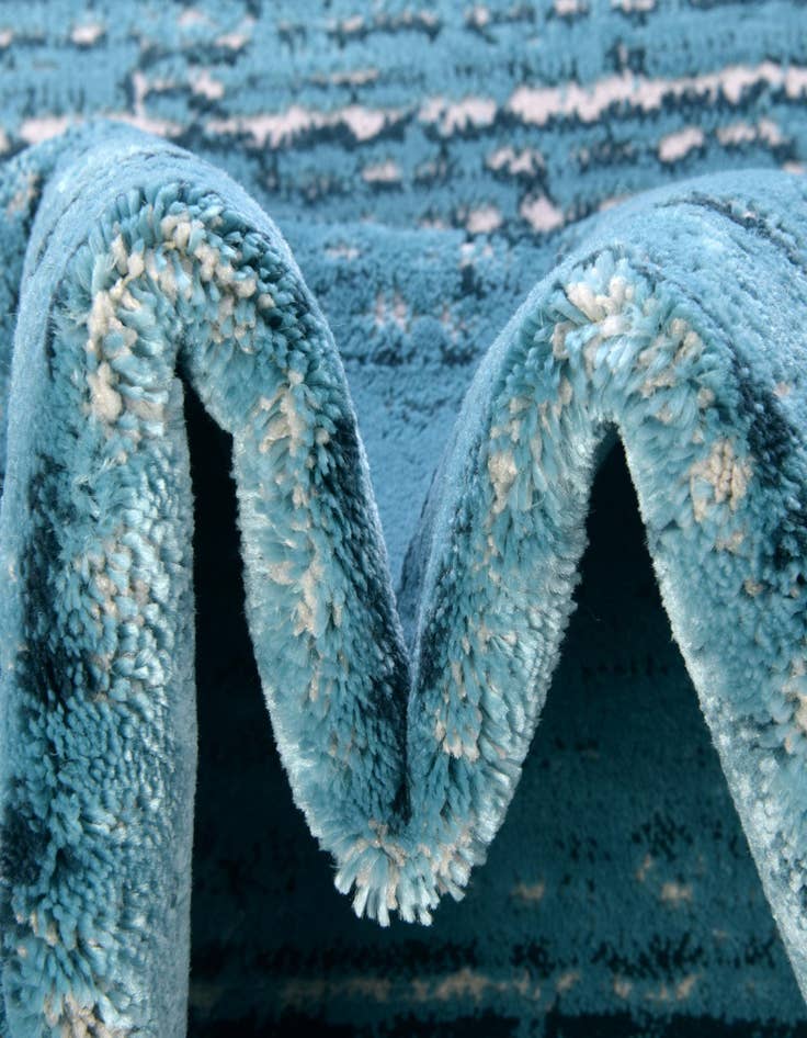 Detail image of  2' x 6' Oasis Runner Rug