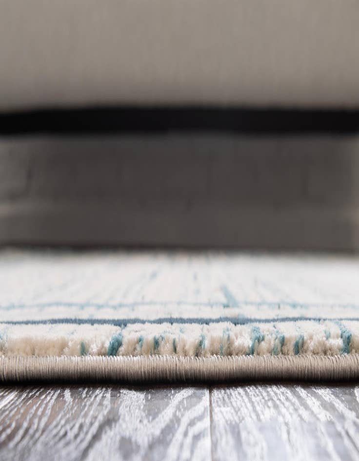 Detail image of  2' x 6' Oasis Runner Rug