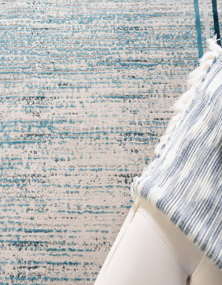 Detail image of  2' x 6' Oasis Runner Rug