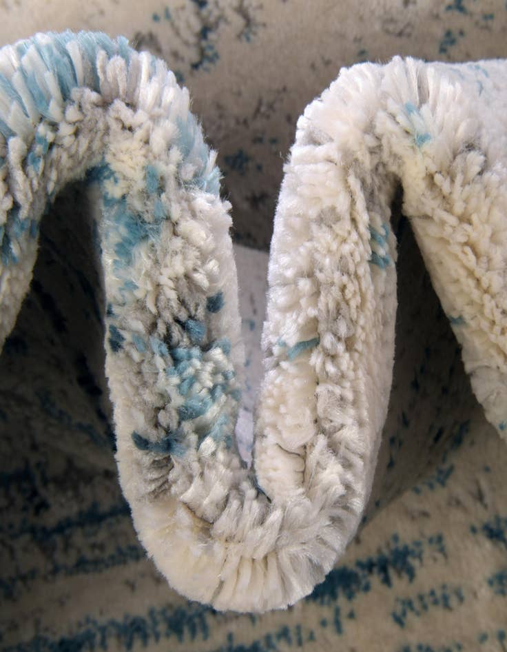 Detail image of  2' x 6' Oasis Runner Rug