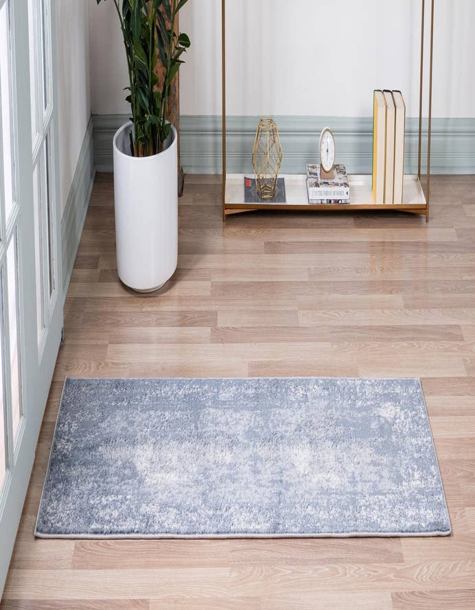 Detail image of  2' x 6' Oregon Runner Rug