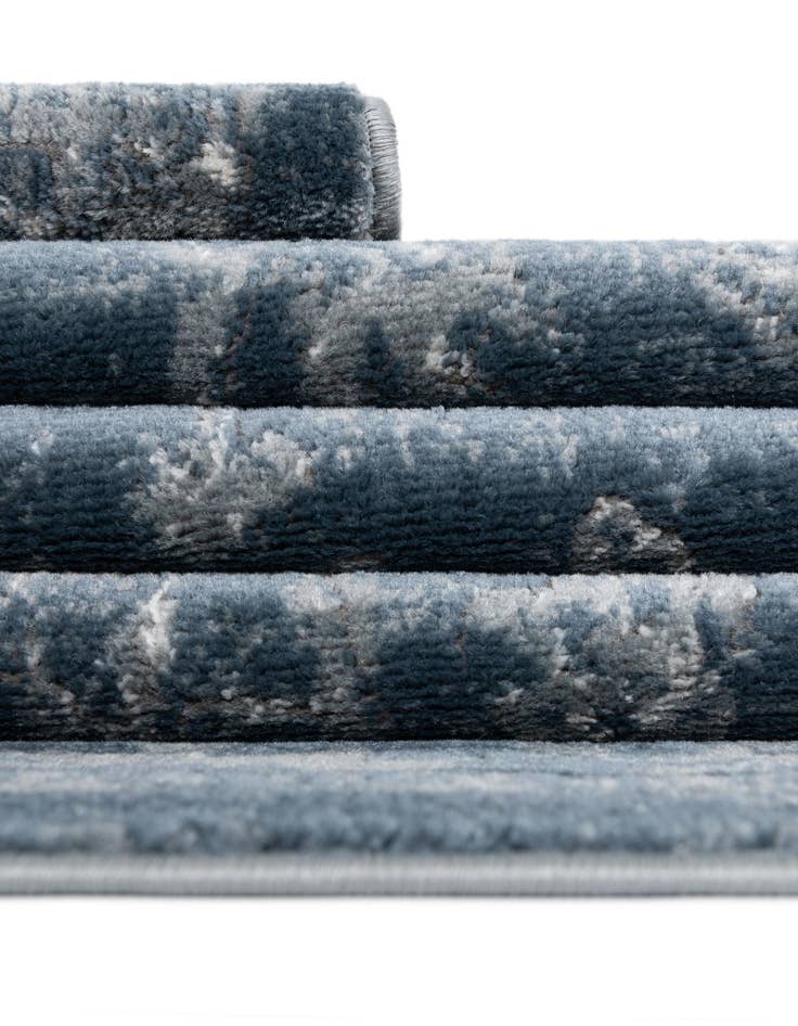 Detail image of  2' x 6' Oregon Runner Rug