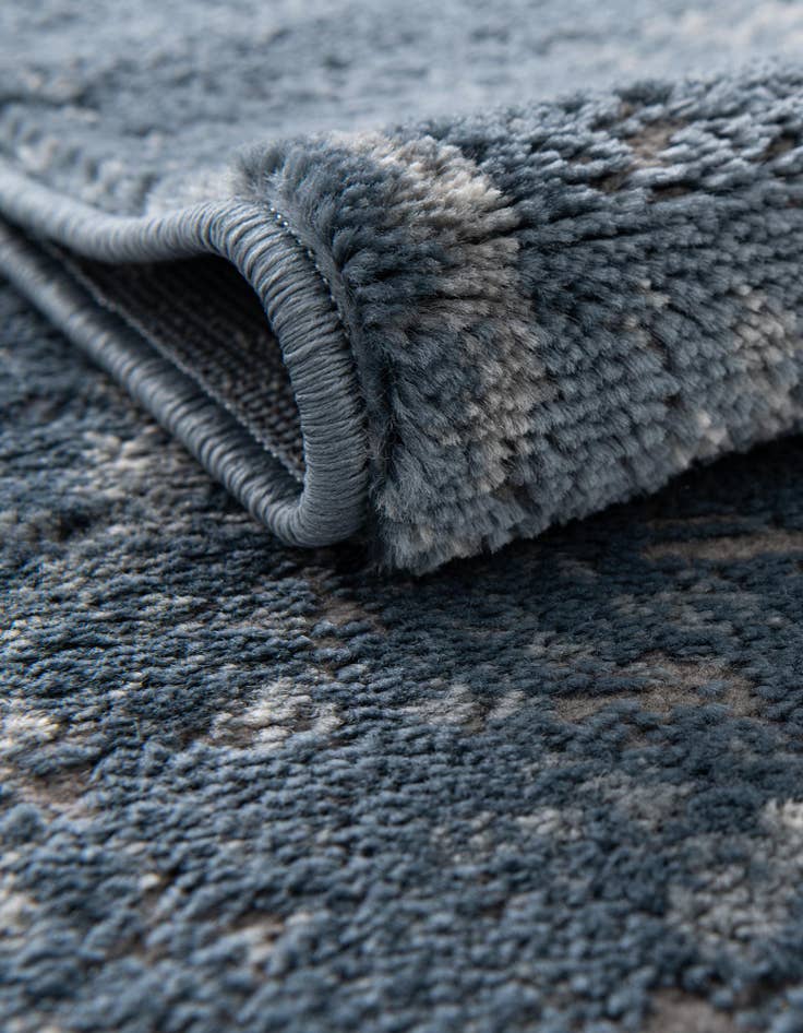 Detail image of  2' x 6' Oregon Runner Rug