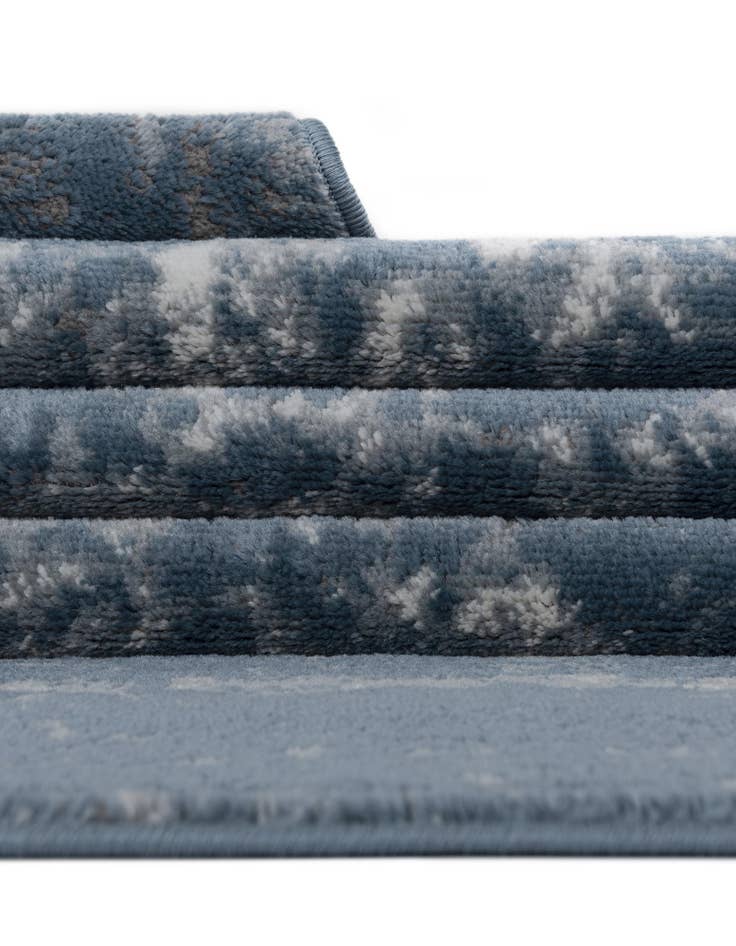 Detail image of  2' 2 x 12' Oregon Runner Rug