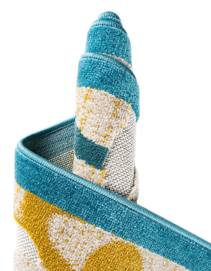 Detail image of  2' x 6'  Washable Botanical Indoor / Outdoor Runner Rug