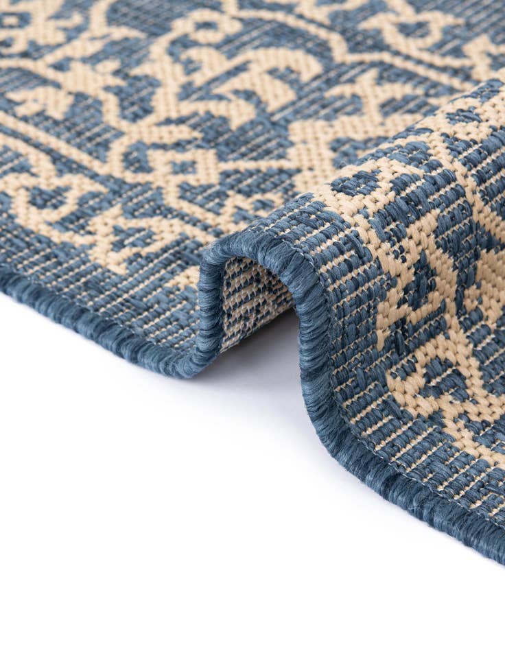 Detail image of 2' x 6' Washable Botanical Indoor / Outdoor Runner Rug