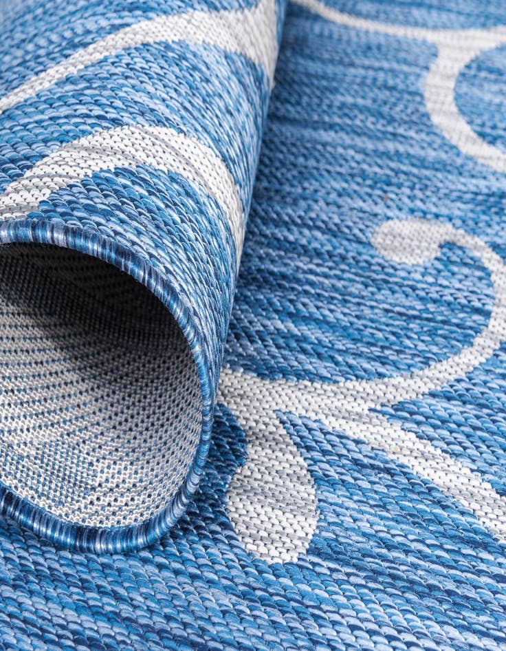 Detail image of  2' x 6'  Washable Botanical Indoor / Outdoor Runner Rug