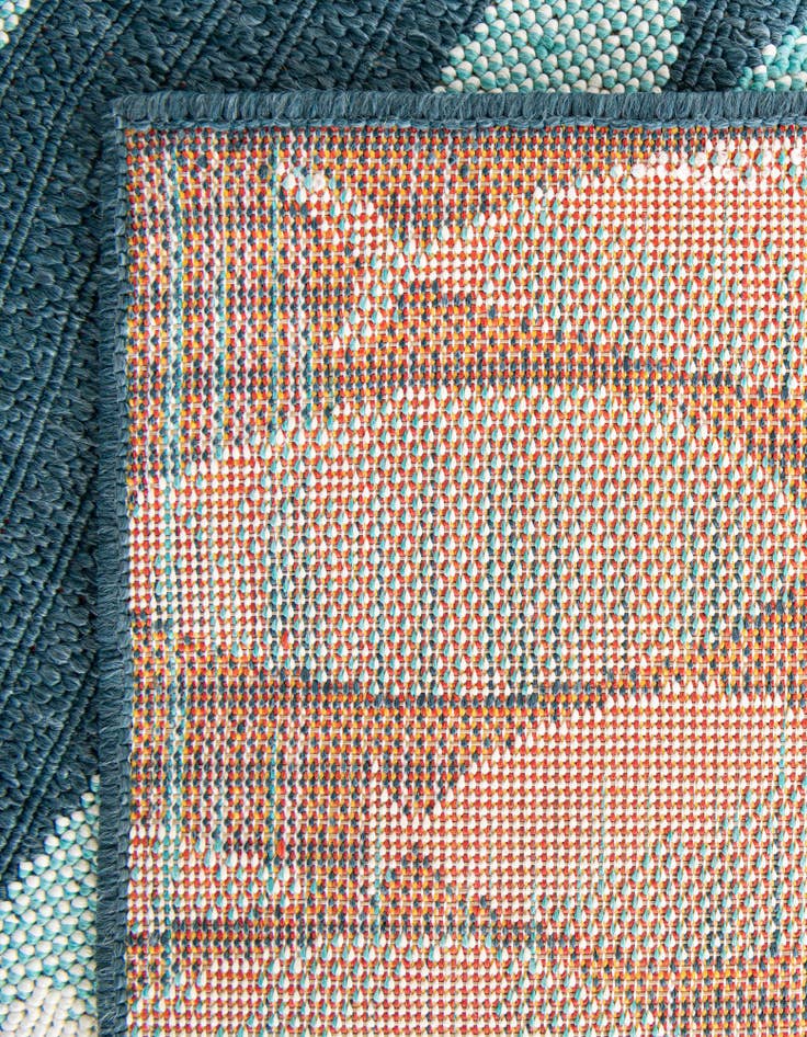 Detail image of  2' 7 x 10'  Washable Coastal Indoor / Outdoor Runner Rug