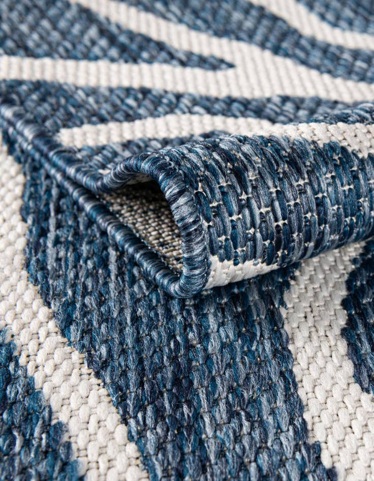 Detail image of  2' x 5' 3  Washable Coastal Indoor / Outdoor Runner Rug