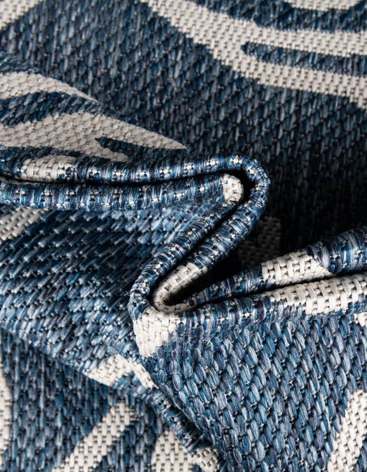 Detail image of  2' x 5' 3  Washable Coastal Indoor / Outdoor Runner Rug