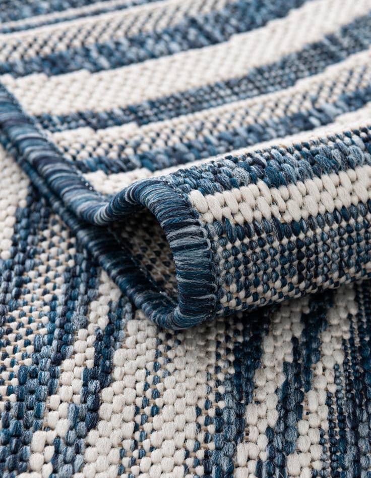 Detail image of  2' x 6'  Washable Modern Indoor / Outdoor Runner Rug