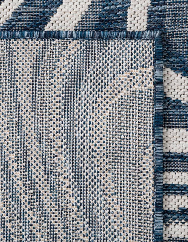 Detail image of  2' x 6'  Washable Modern Indoor / Outdoor Runner Rug